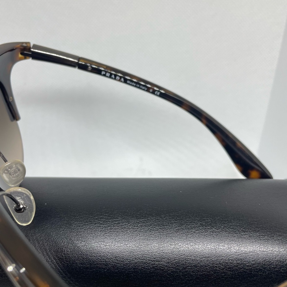 Prada Women’s Sunglasses SPR68O 5AV-3M 49/17/149 New No Tags - Picture 10 of 16